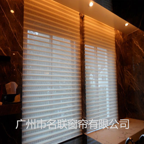 香格里拉帘 135元每平方